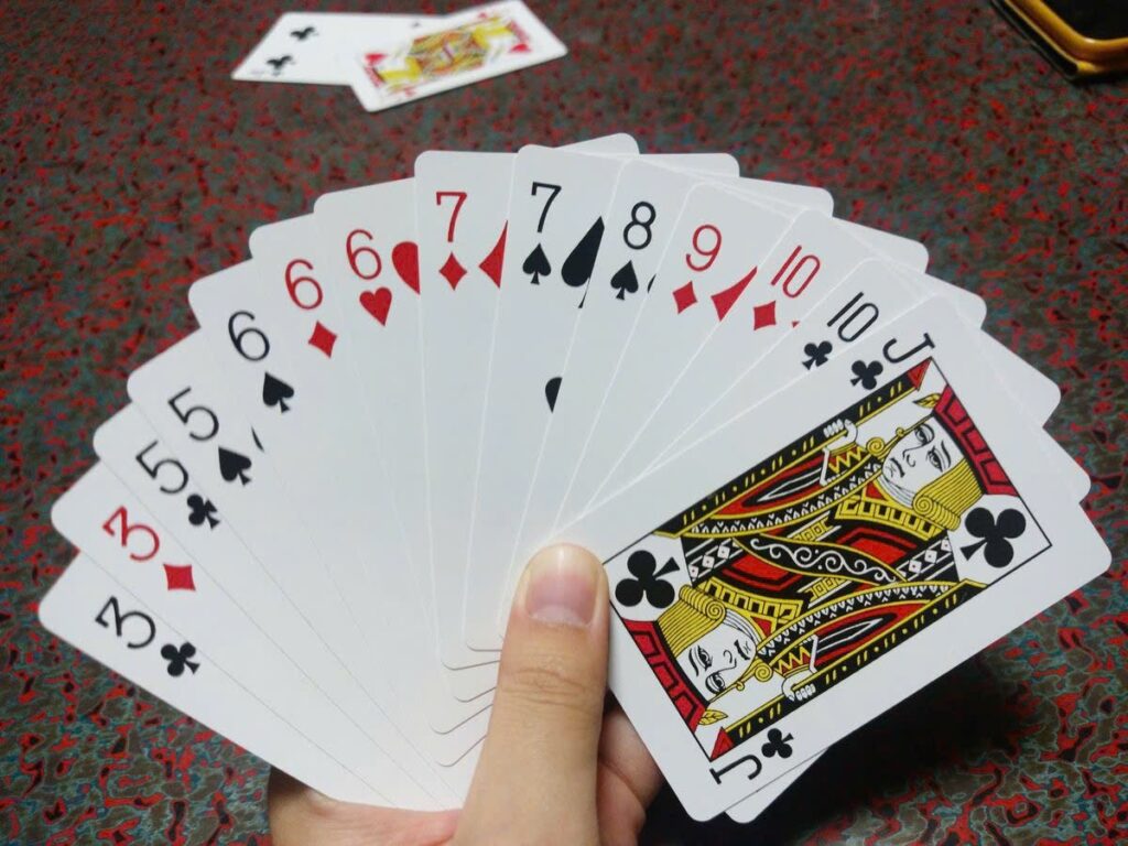 Giải mã ý nghĩa 52 lá bài tây từ góc nhìn chi tiết 4 Bộ bài tây 52 lá